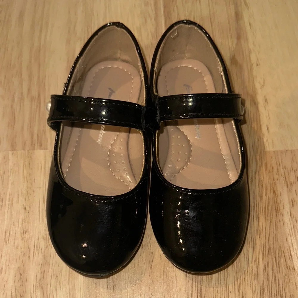Classic Black Patent Mary Jane Kids Shoes
